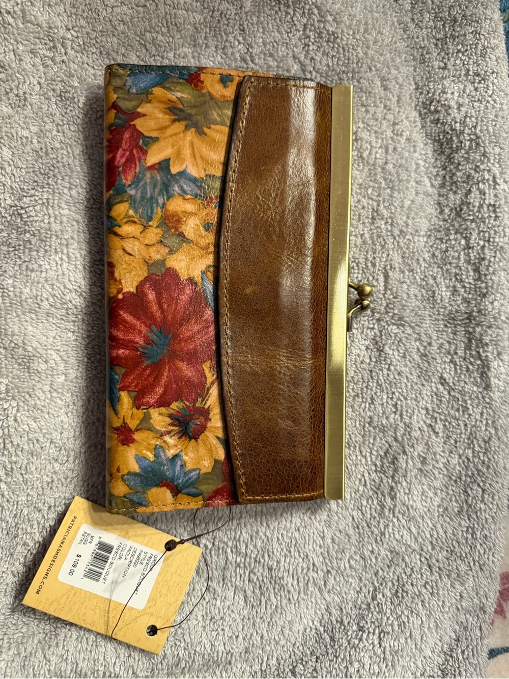 Fresco Bouquet Leather Frame Wallet with Kiss-Lock Closure by Patricia Nash